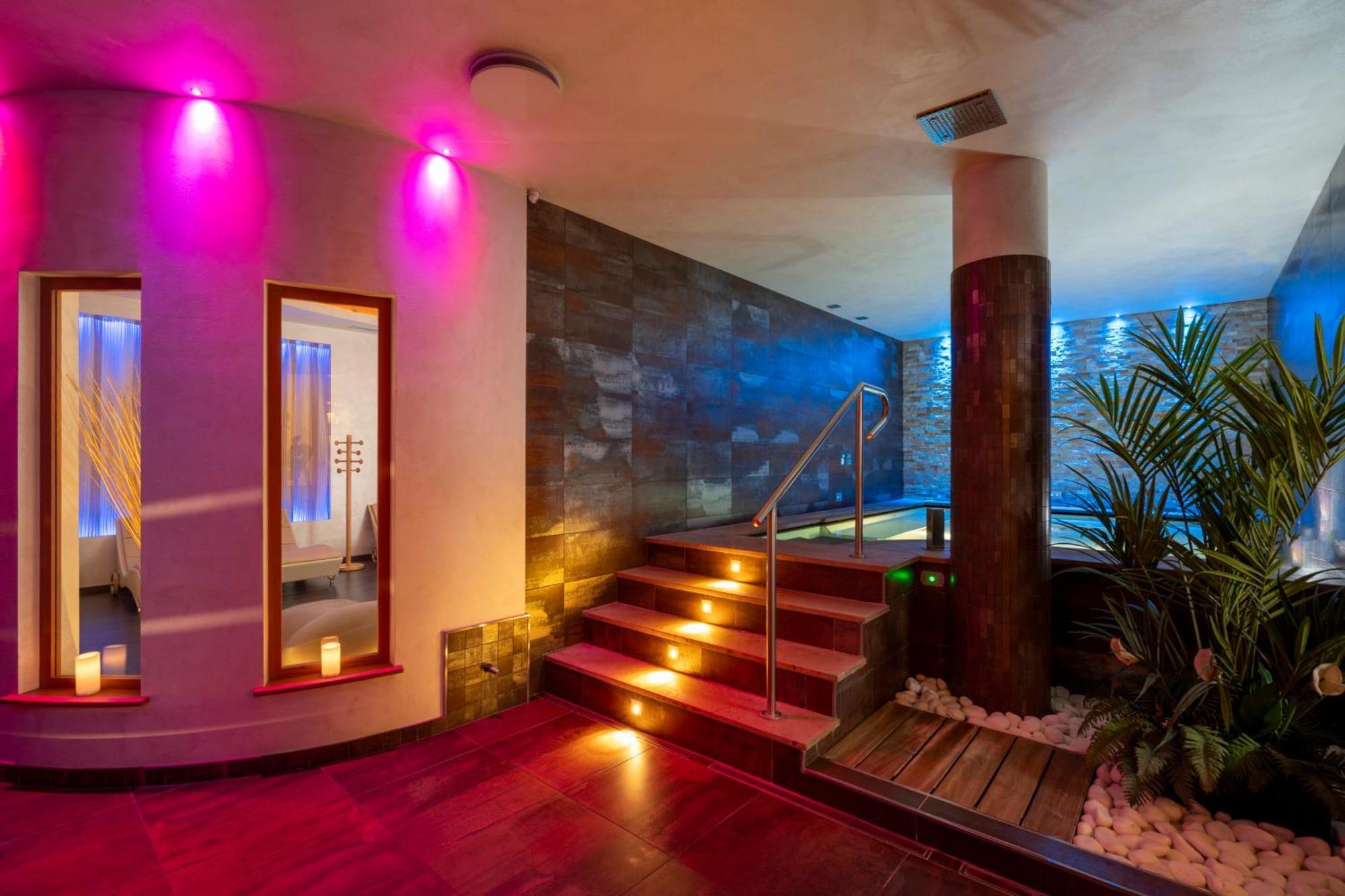 Hotel La Maison Wellness & Spa Alleghe Exterior photo